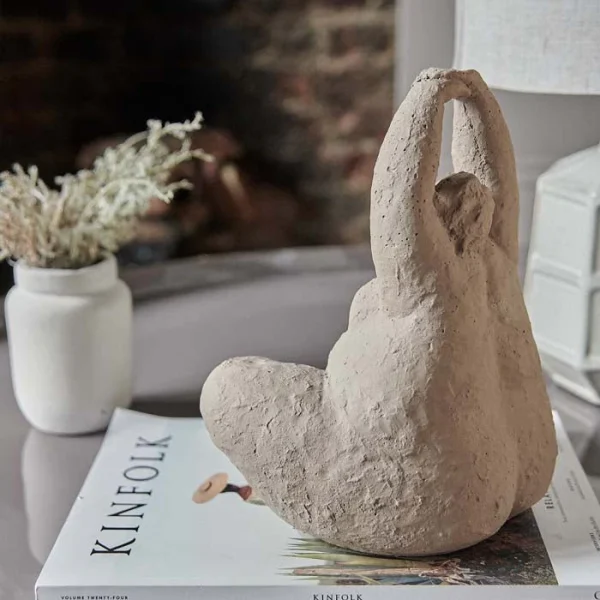 Vera Sculpture - Image 3