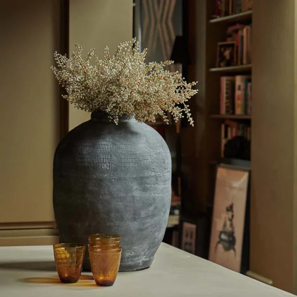 Poher Cement Vase - Image 4