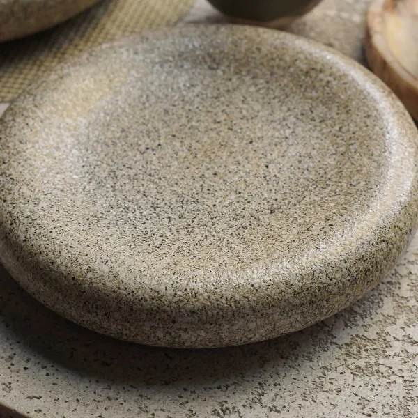 Aruna Plate, Granite - Image 4