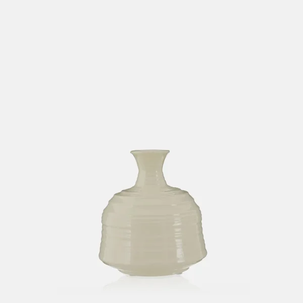 Bay Ribbed Vase