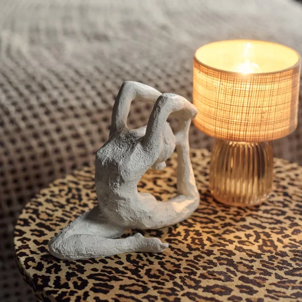 Clary Resin Sculpture - Image 3