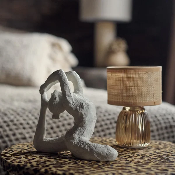 Clary Resin Sculpture - Image 2