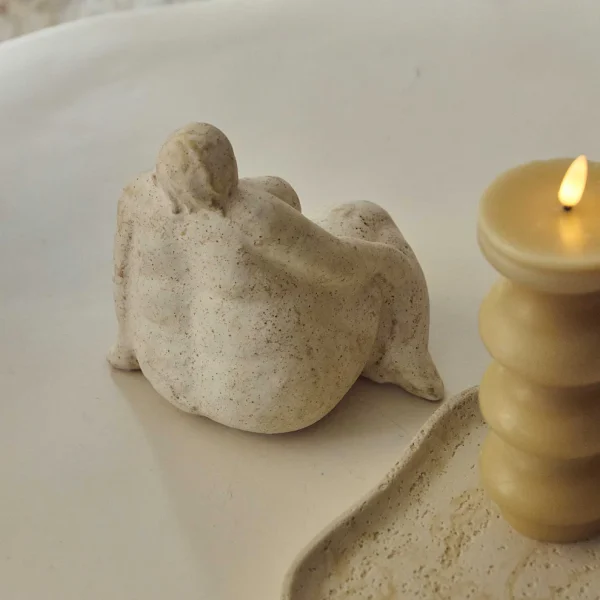 Rolinda Ceramic Sculpture, Cream - Image 3