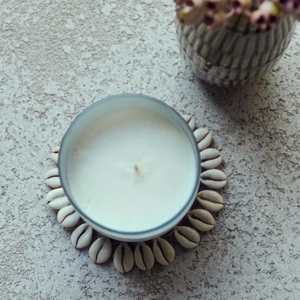 Santal Fig Scented Candle - Image 2