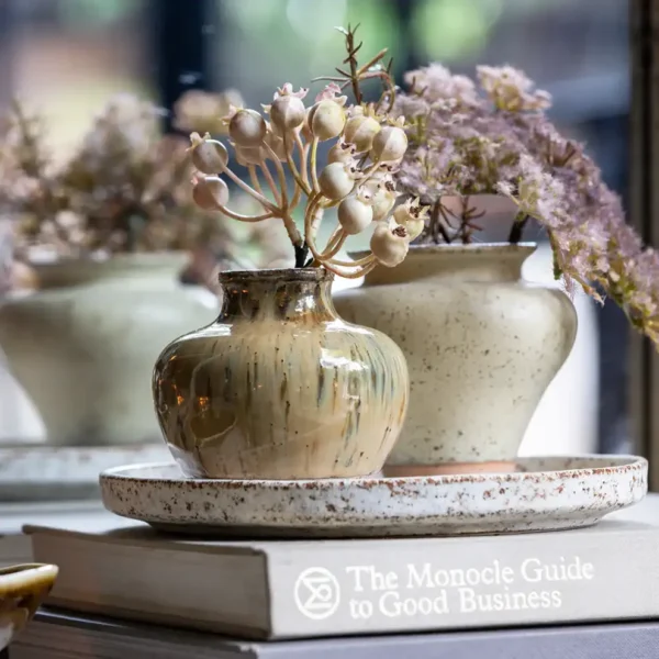 Tarrant and Beasley Ceramic Vase Set - Image 4